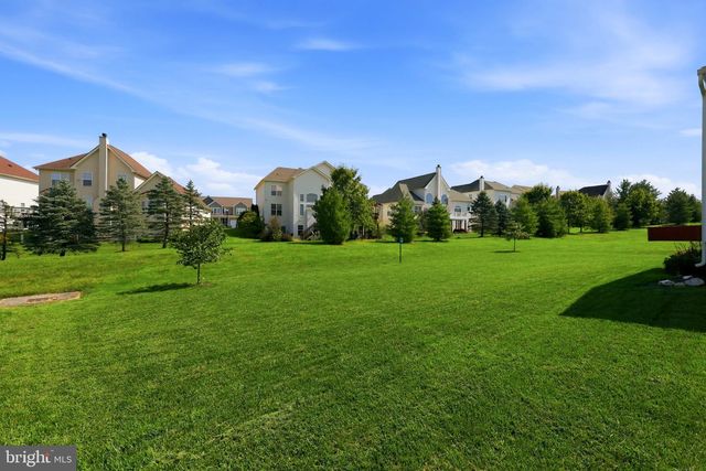 524 W GERMANTOWN WAY, Martinsburg, WV 25403