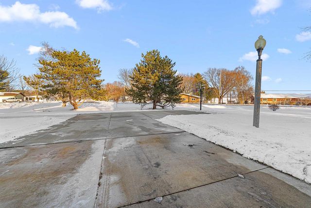 N7446 Beaver Bay Drive, Beaver Dam, WI 53916