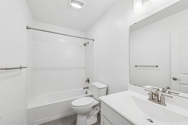 2818 Dark Lantern Drive, Rosenberg, TX 77471