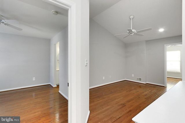 26143 NIMBLETON SQ, Chantilly, VA 20152