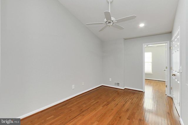 26143 NIMBLETON SQ, Chantilly, VA 20152