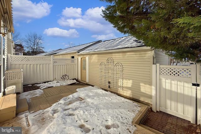 26143 NIMBLETON SQ, Chantilly, VA 20152