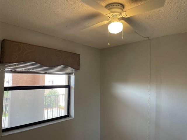 2711 NW 104th Avenue 404, Sunrise, FL 33322