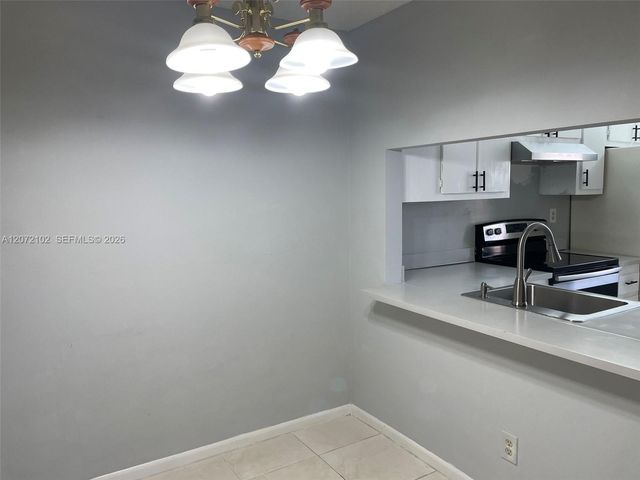 2711 NW 104th Avenue 404, Sunrise, FL 33322