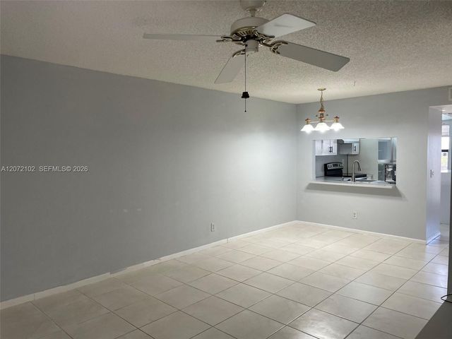 2711 NW 104th Avenue 404, Sunrise, FL 33322