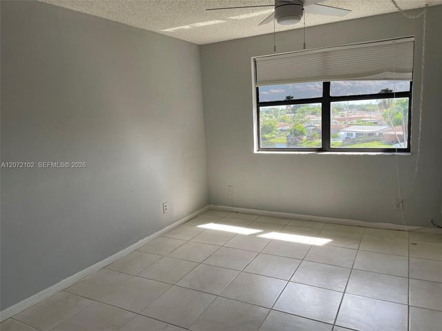 2711 NW 104th Avenue 404, Sunrise, FL 33322