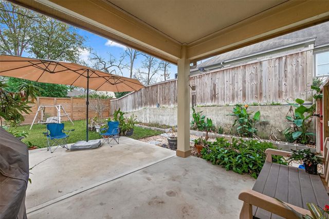 112 Timberside Drive Drive, Conroe, TX 77304