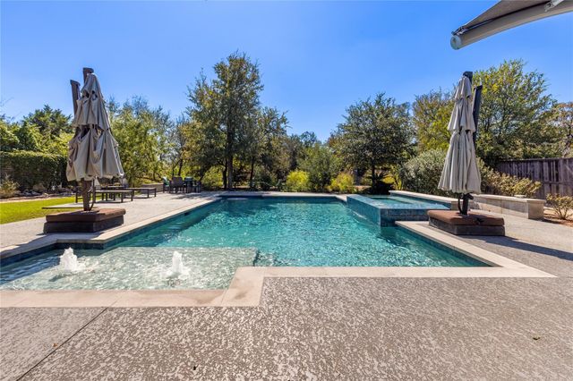 5615 McCarty LN, Austin, TX 78749