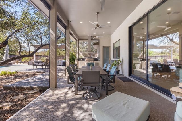 5615 McCarty LN, Austin, TX 78749