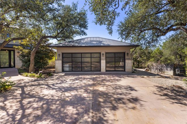 5615 McCarty LN, Austin, TX 78749