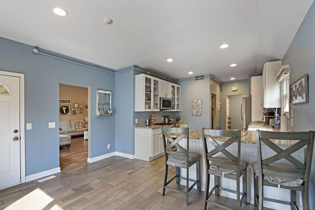 W913 Washington AVENUE, Burlington, WI 53105