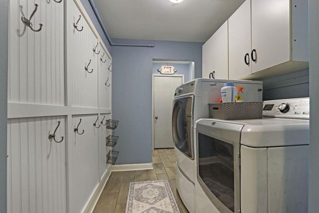 W913 Washington AVENUE, Burlington, WI 53105