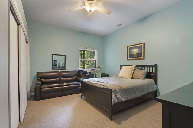 W913 Washington AVENUE, Burlington, WI 53105