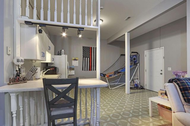 W913 Washington AVENUE, Burlington, WI 53105