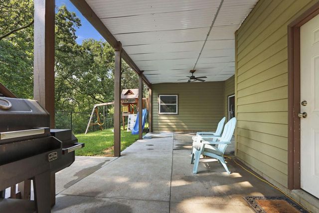 W913 Washington AVENUE, Burlington, WI 53105