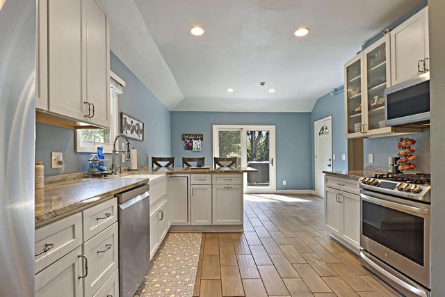 W913 Washington AVENUE, Burlington, WI 53105