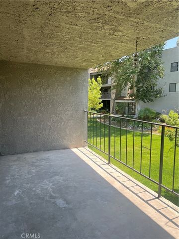 234 E Fern Avenue 106, Redlands, CA 92373
