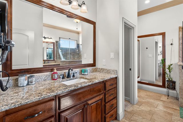 12099 Briargrove Lane, Talty, TX 75126