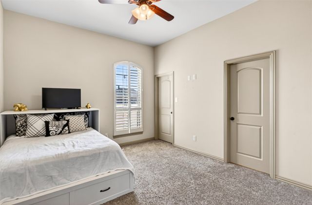 12099 Briargrove Lane, Talty, TX 75126