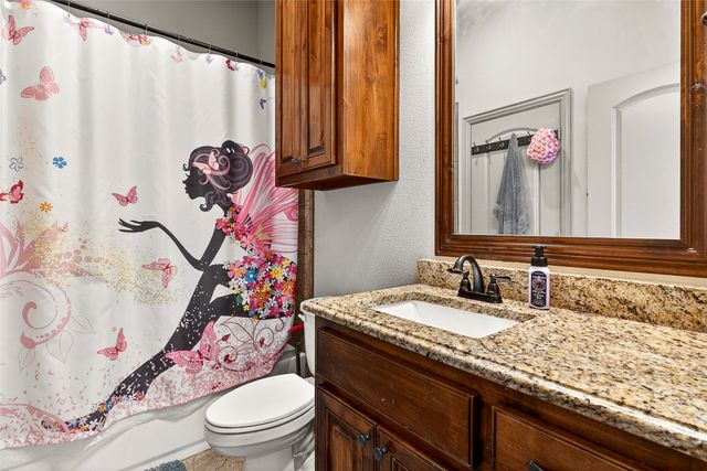 12099 Briargrove Lane, Talty, TX 75126