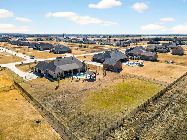 12099 Briargrove Lane, Talty, TX 75126