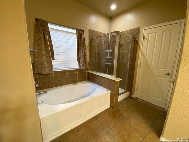 9111 Rainbow Creek, San Antonio, TX 78245