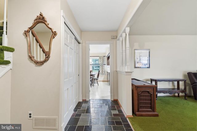 1111 UNIVERSITY DR, Yardley, PA 19067