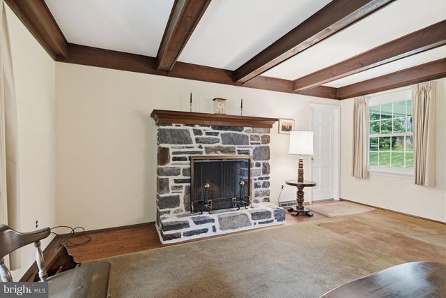1111 UNIVERSITY DR, Yardley, PA 19067