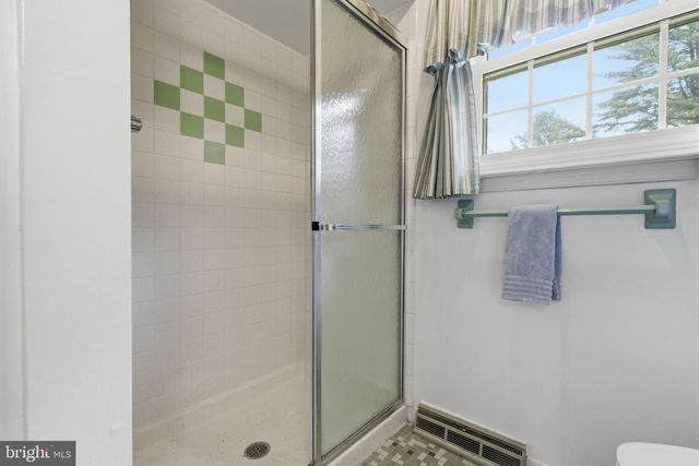 1111 UNIVERSITY DR, Yardley, PA 19067