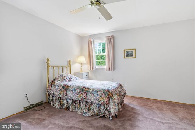 1111 UNIVERSITY DR, Yardley, PA 19067