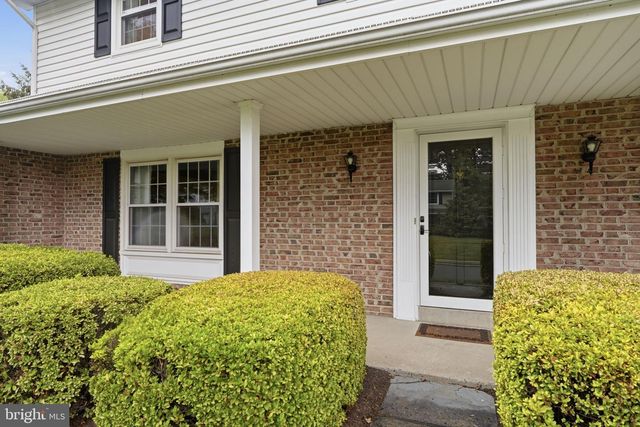 1111 UNIVERSITY DR, Yardley, PA 19067