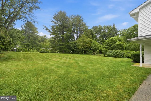 1111 UNIVERSITY DR, Yardley, PA 19067