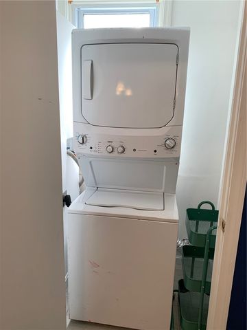 40 East Bowery Street, Newport, RI 02840