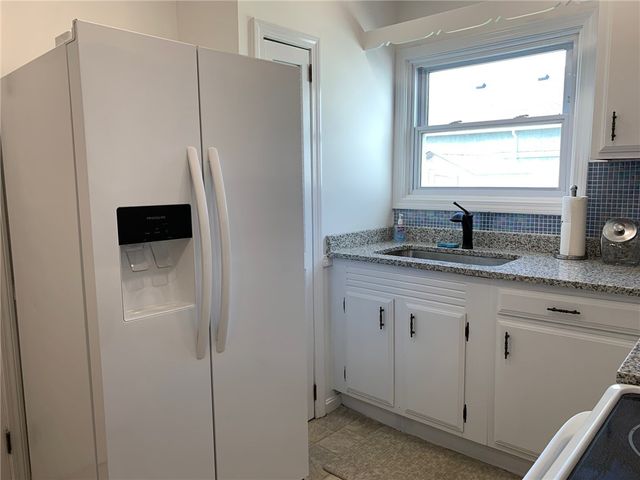 40 East Bowery Street, Newport, RI 02840