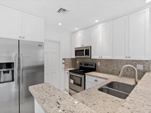 911 Pizarro St, Coral Gables, FL 33134