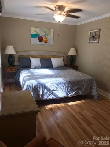 73 Pine Road, Rosman, NC 28772