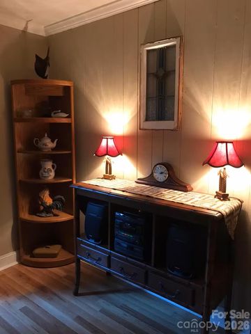 73 Pine Road, Rosman, NC 28772