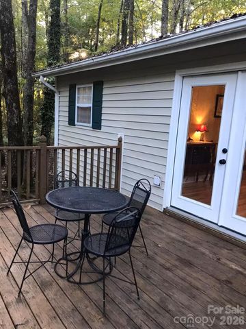 73 Pine Road, Rosman, NC 28772