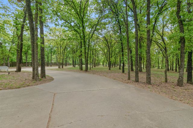 982 Stonecrest Road, Argyle, TX 76226