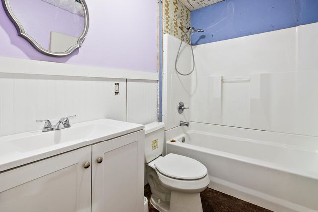 8422 Robinwood Dr, Mabelvale, AR 72103