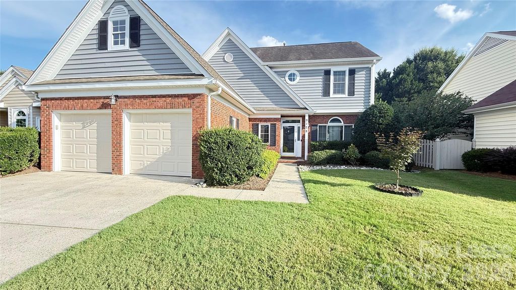 9128 Twilight Hill Court, Charlotte, NC 28277
