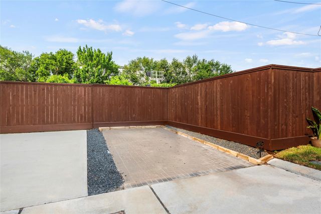 3503 Kensington Gardens Lane, Houston, TX 77055