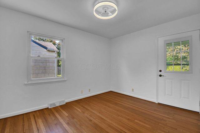 239 N Kellner Road, Columbus, OH 43209