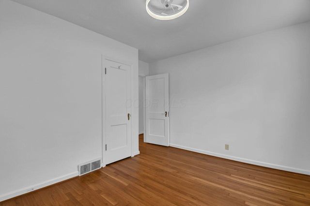 239 N Kellner Road, Columbus, OH 43209