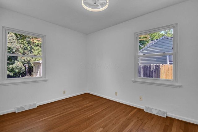 239 N Kellner Road, Columbus, OH 43209
