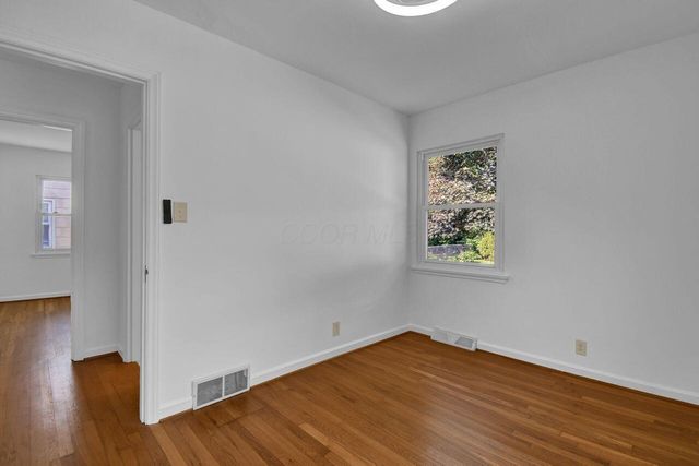 239 N Kellner Road, Columbus, OH 43209