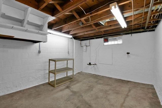239 N Kellner Road, Columbus, OH 43209