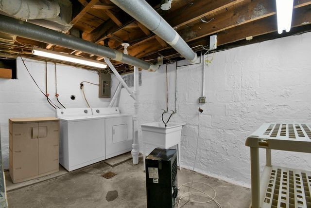 239 N Kellner Road, Columbus, OH 43209