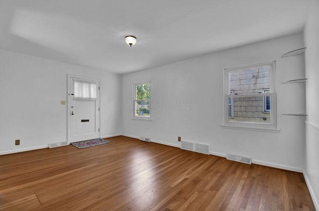 239 N Kellner Road, Columbus, OH 43209