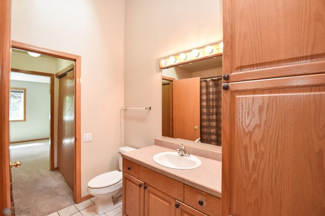 1729 49th Street S, Fargo, ND 58103